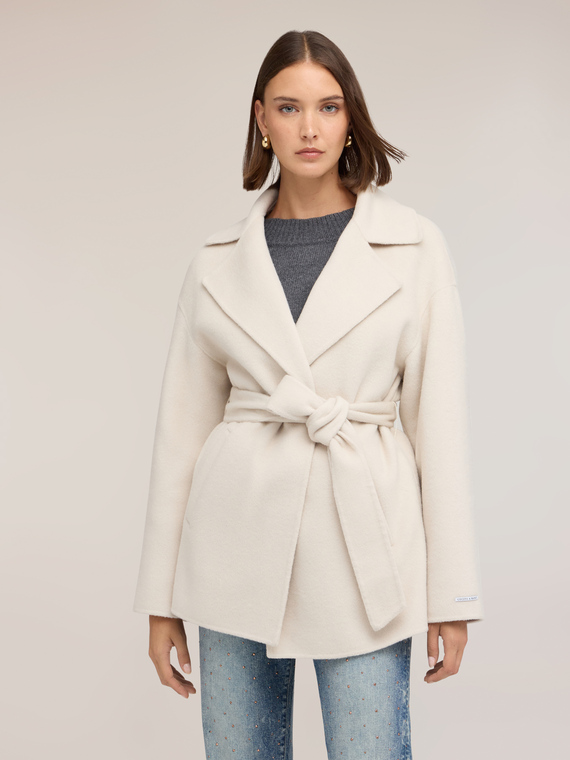 Belted coat in wool-blend double cloth
