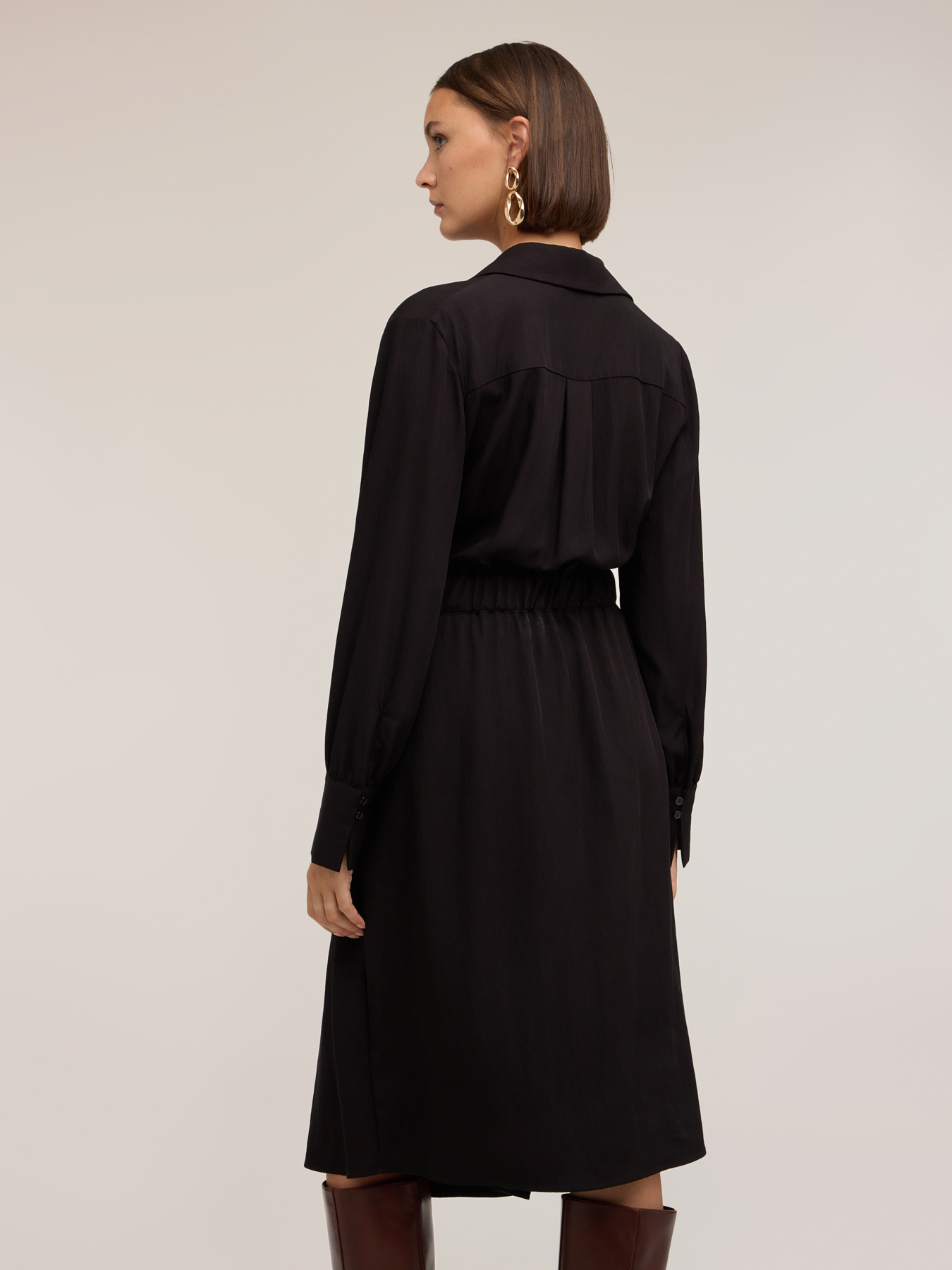 Robe chemise en twill drap&eacute; image number 1