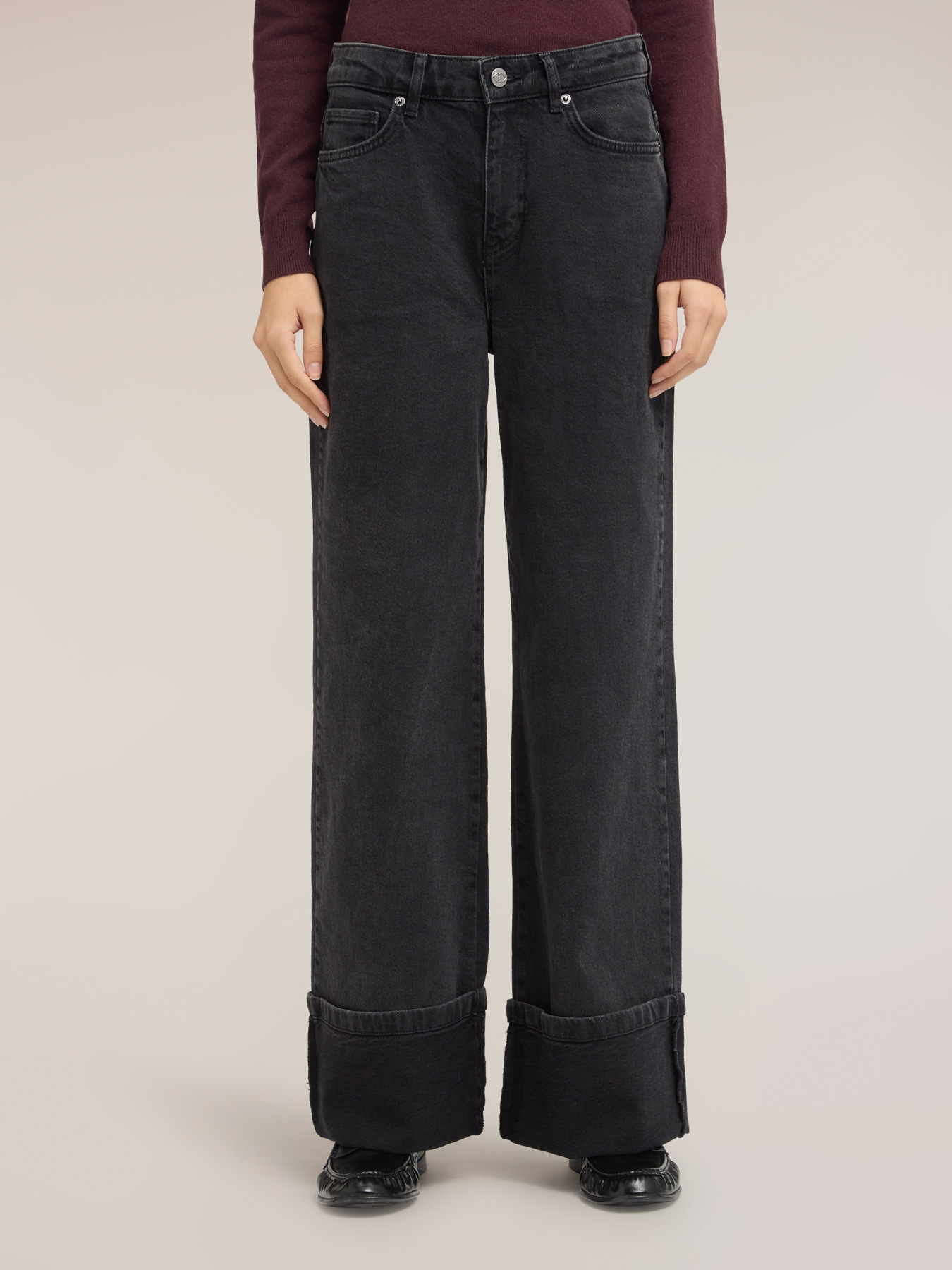 Jeans palazzo con vuelta image number 2