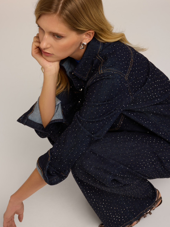 Camicia in denim con micro borchie