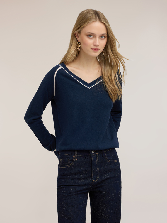 Maglia scollo a v in misto lana seta