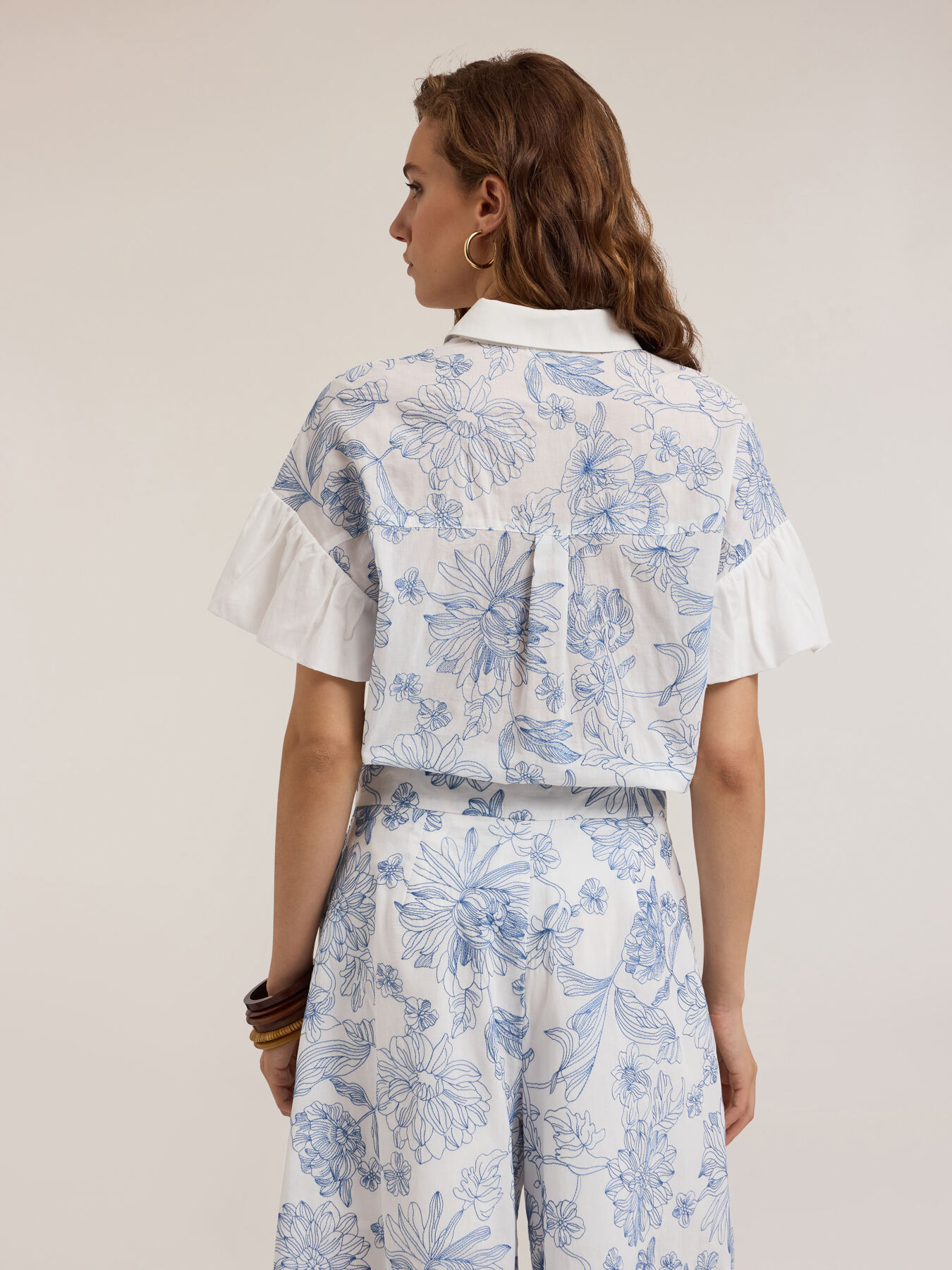 Camicia in cotone con ricamo floreale image number 1