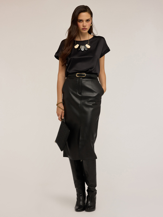 Two-material T-shirt