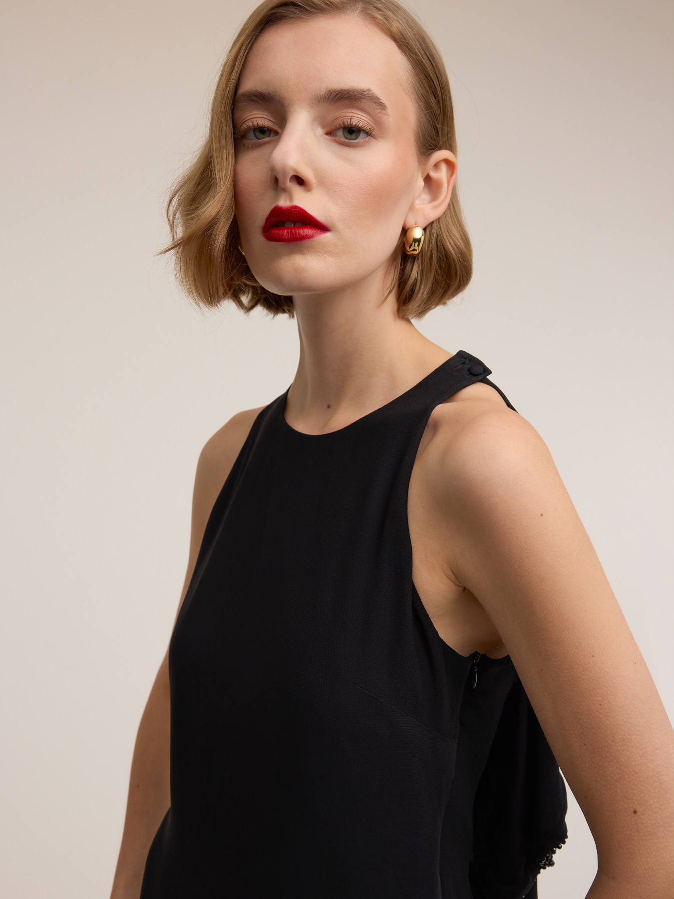 Robe longue avec découpe dans le dos image number 3