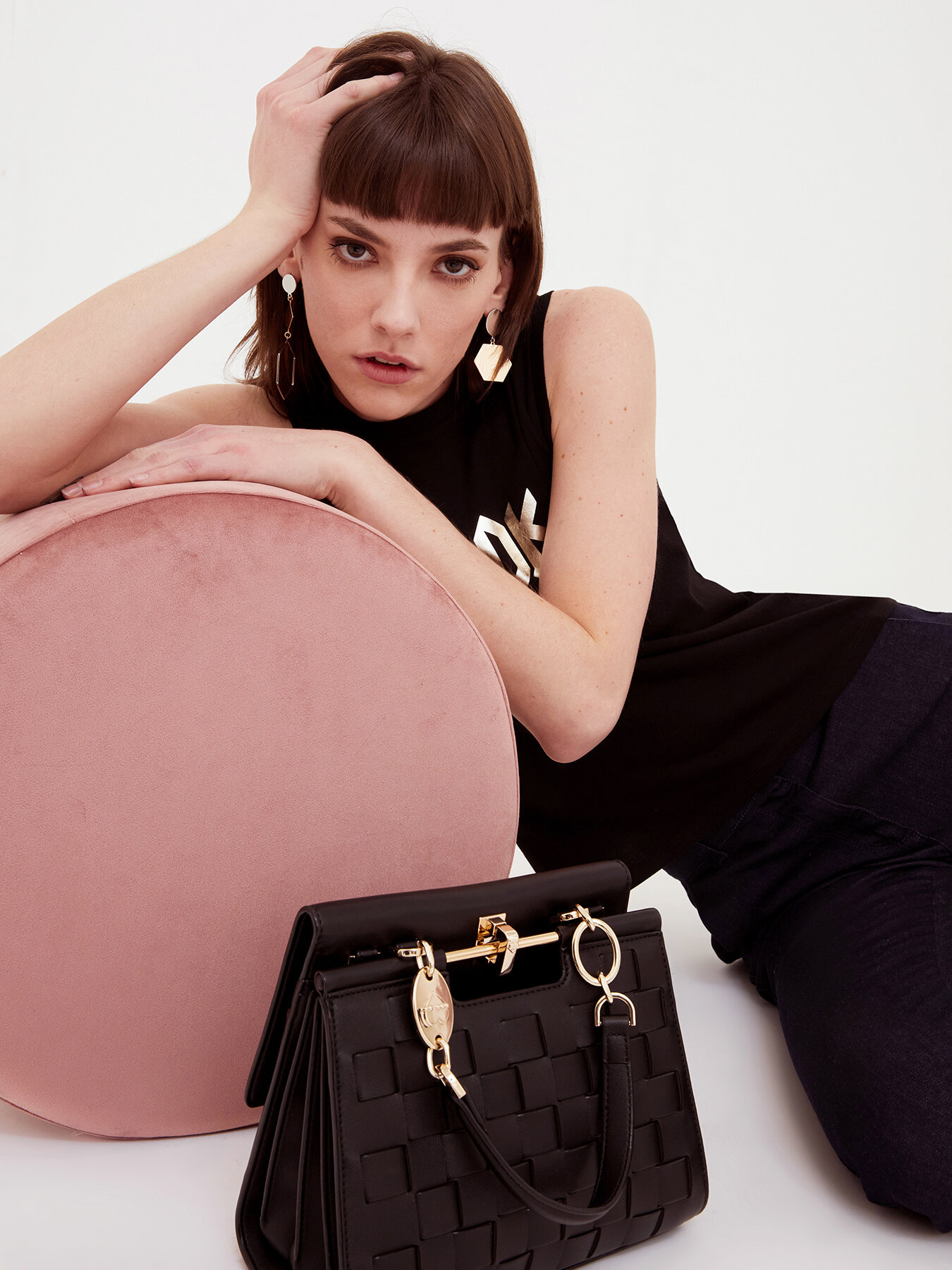 Sac &agrave; soufflet avec un d&eacute;tail tress&eacute; image number 3