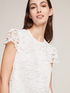 Blusa in pizzo image number 2
