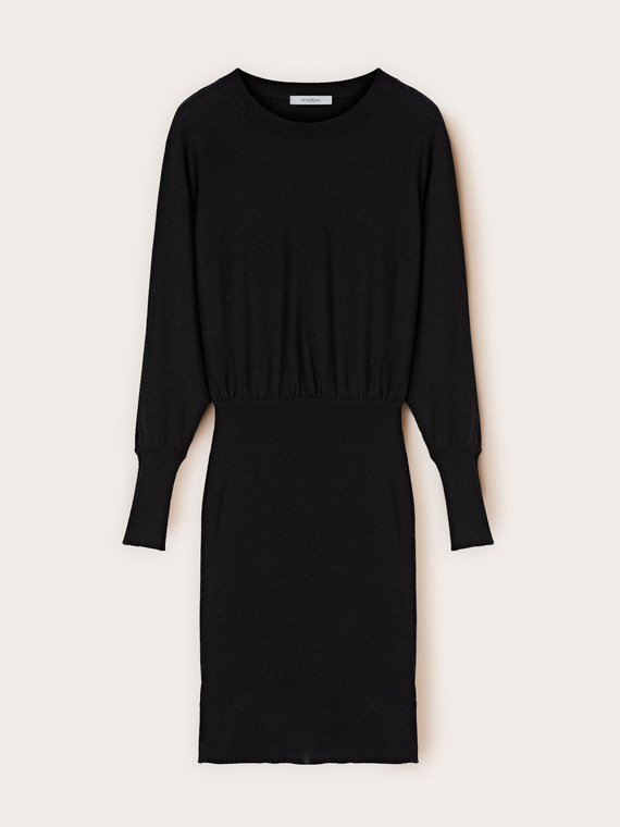 Knit dress with kimono sleeves