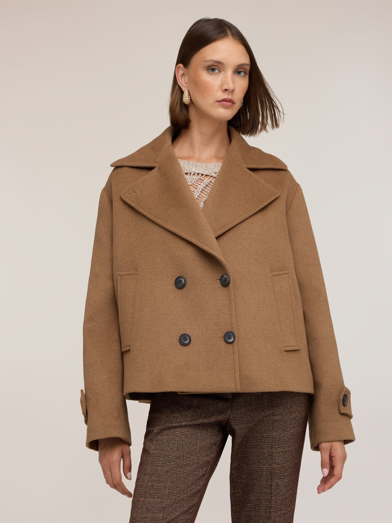 Double-breasted coat in wool blend cloth image number 0