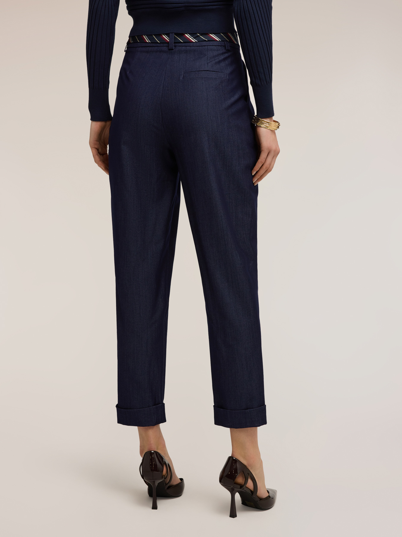 Pantaloni tip morcov din chambray image number 1