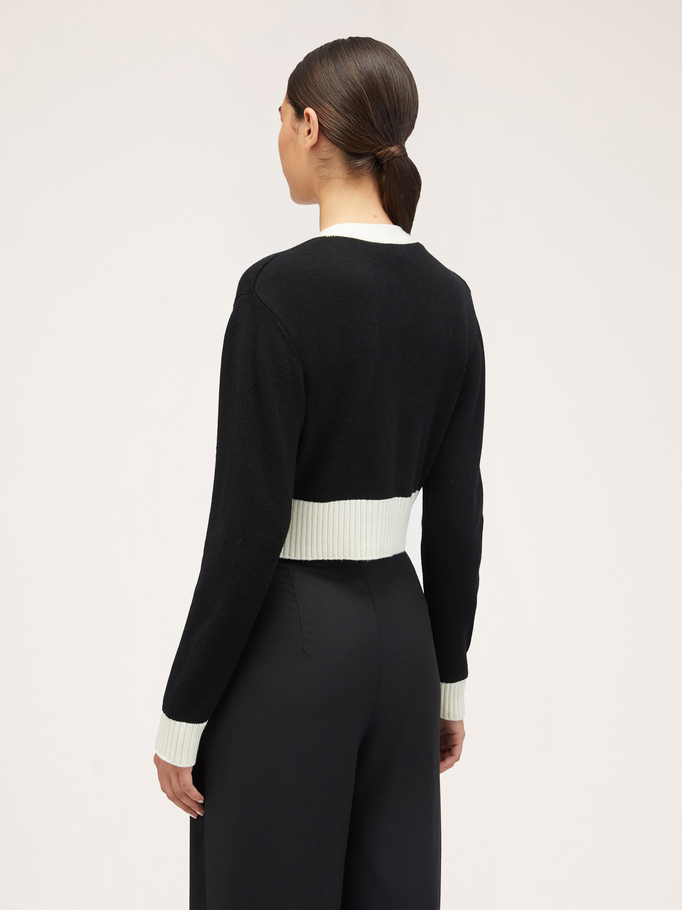 C&aacute;rdigan corto bicolor image number 1