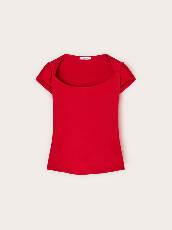 Boat neck t-shirt