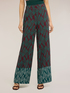 Pantalones palazzo de raso estampado cashmere image number 2