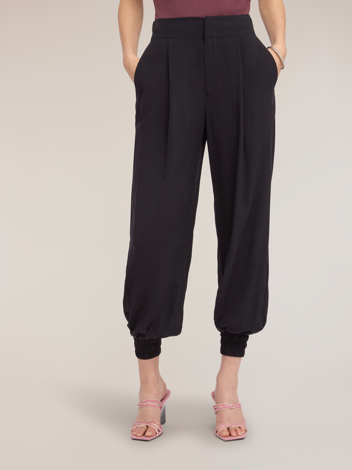 Pantalon en viscose avec poignets au bas image number 2