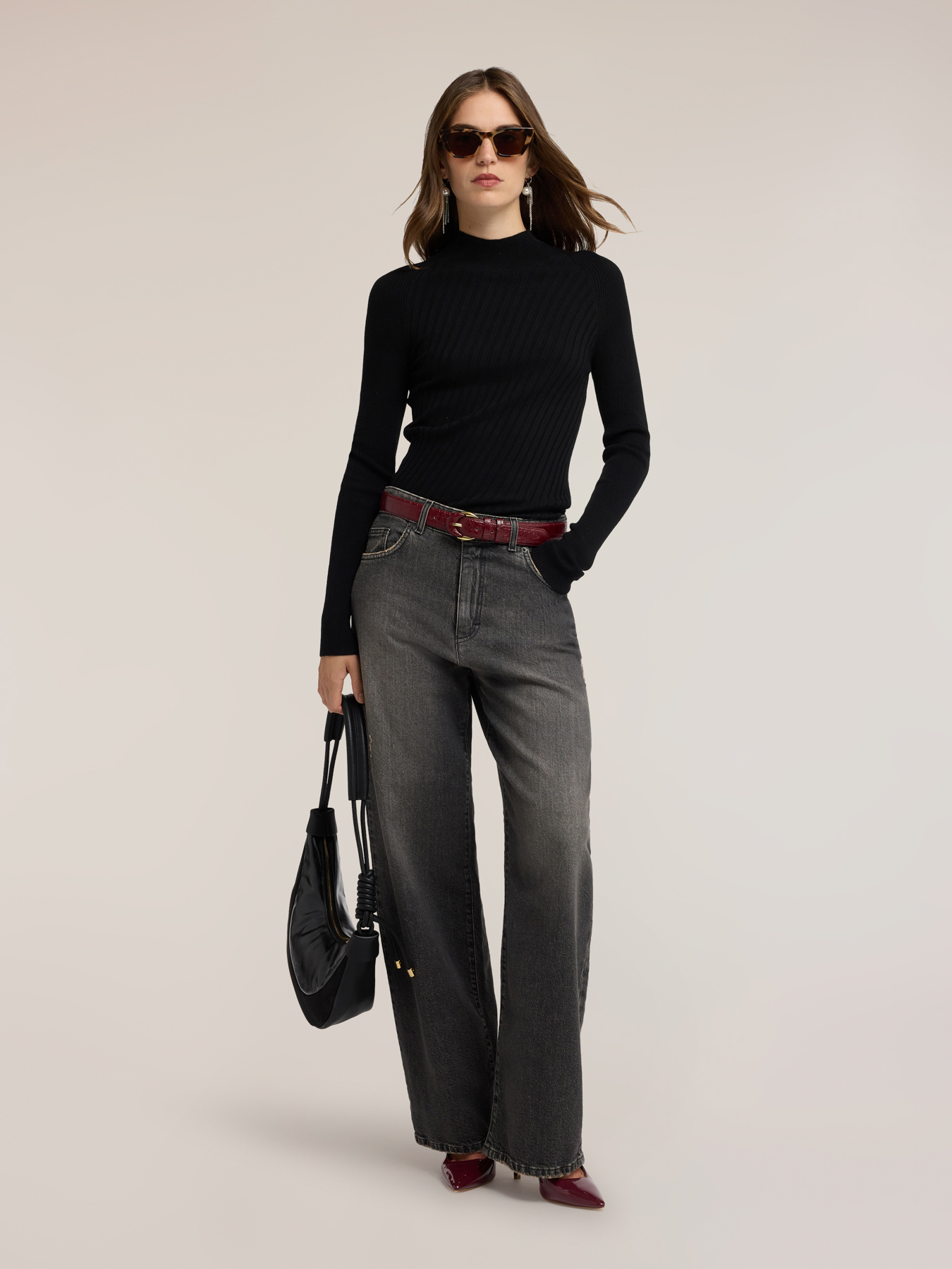 Diagonal ribbed sweater with asymmetric hem image number 2