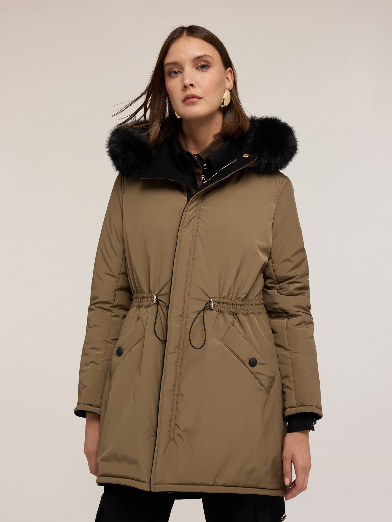 Reversible hooded zip-up down jacket image number 2