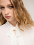 Blusa con fiocco in raso image number 3