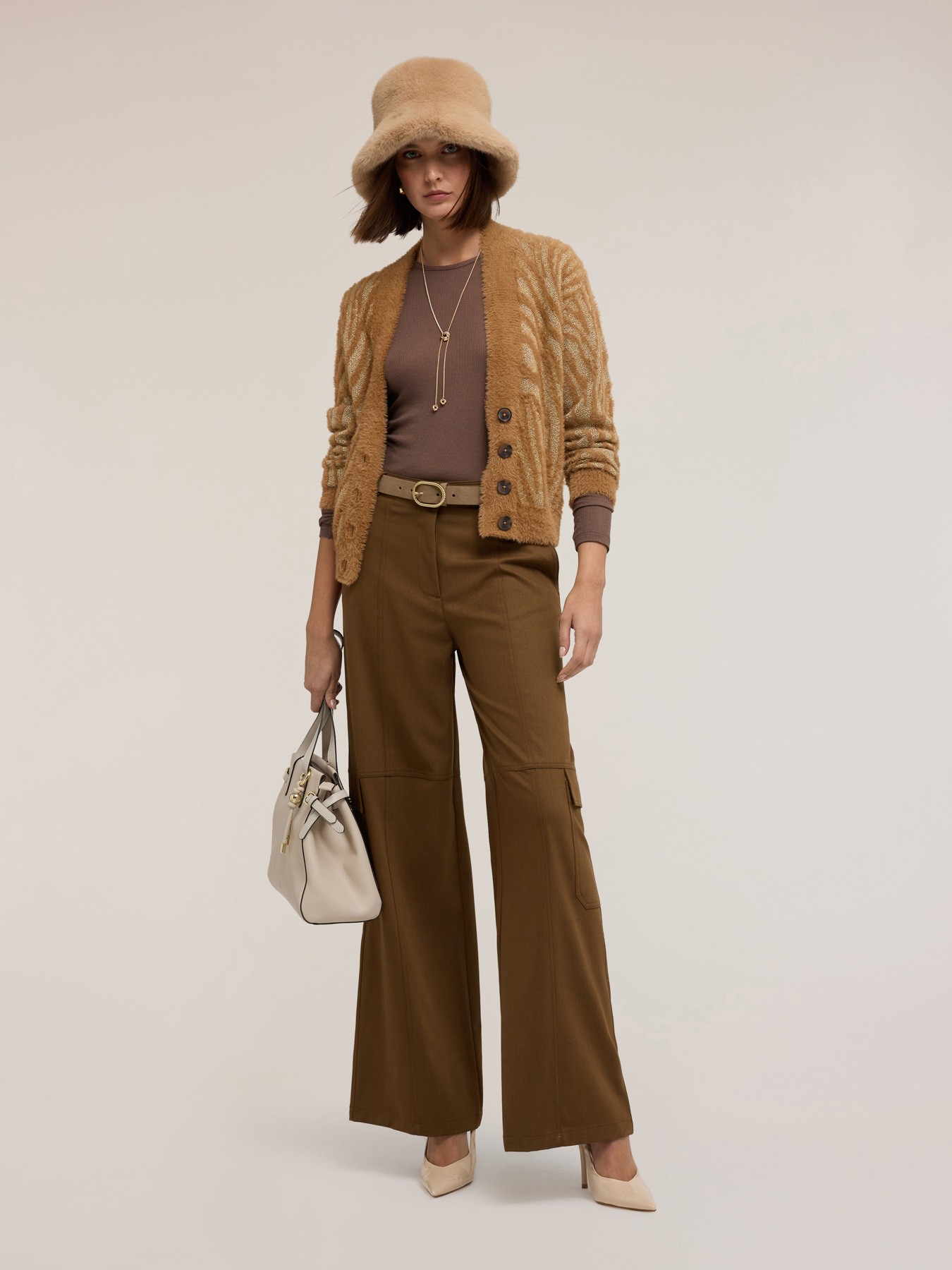 Pantalon cargo en flanelle mélangée laine image number 3