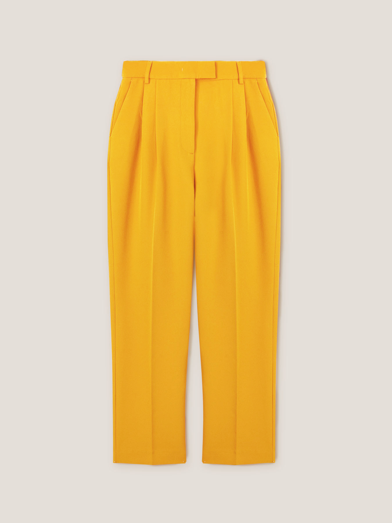 Trousers with darts image number 3