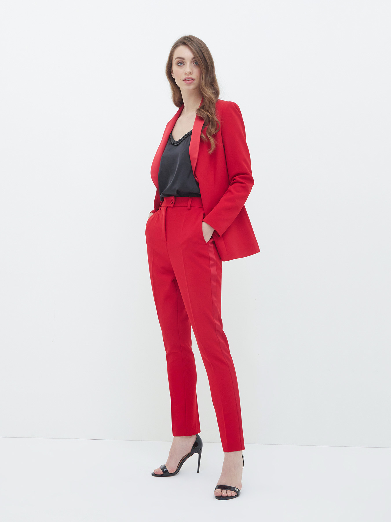 Pantaloni regular tinta unita image number 0