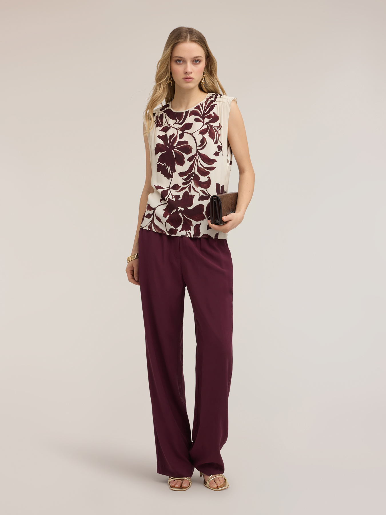 Viscose top with floral print image number 2