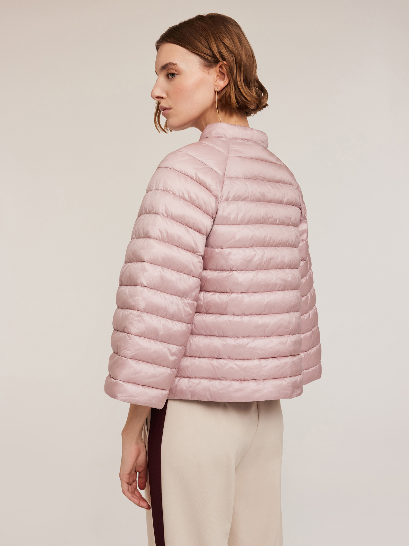 Glossy nylon padded cape image number 1