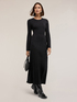 Langes Kleid aus Rippenstrick image number 0