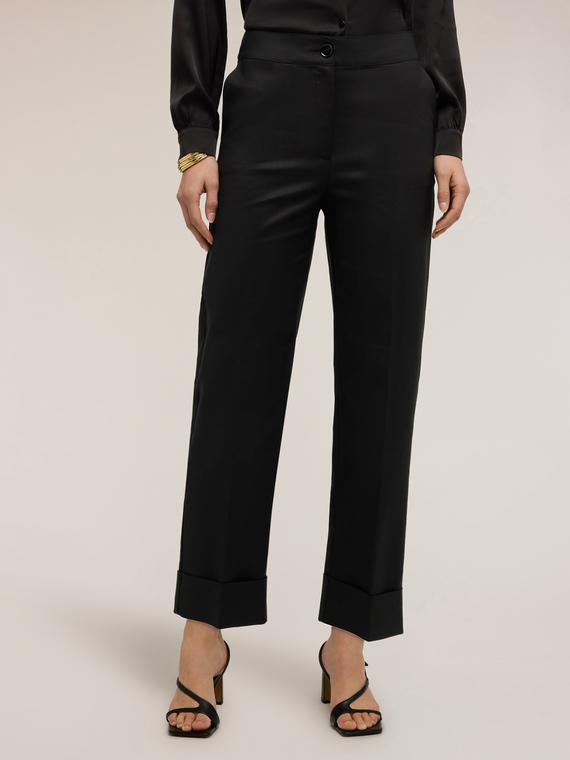 Wide-leg trousers in cotton-blend technical fabric