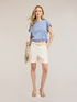 Bluse aus Satin mit Carr&eacute;-Ausschnitt image number 2