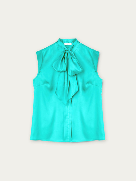 Blouse with satin bow