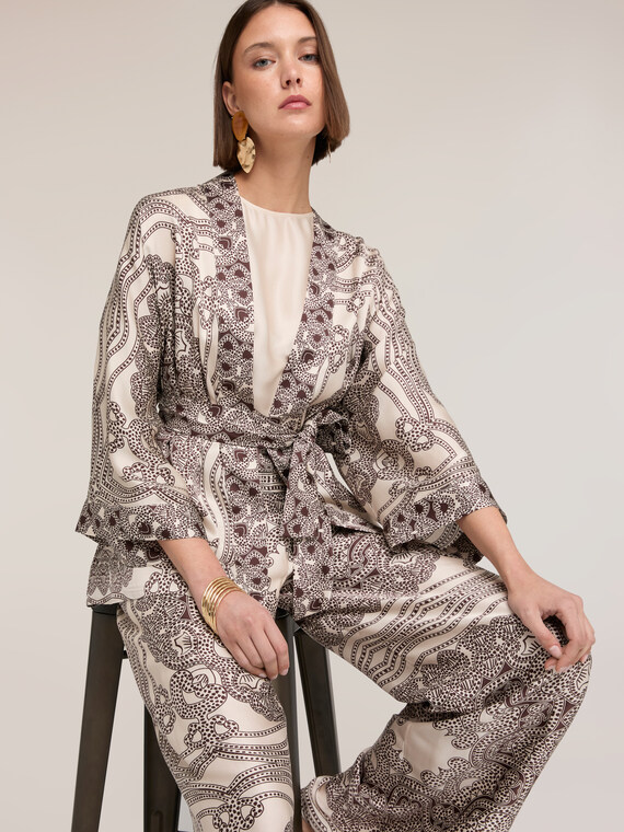 Satin kimono with print