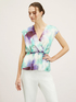 Blusa de raso con estampado abstracto image number 0