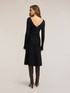 Ausgestelltes Kleid aus gerippter Strickware mit Kettchen image number 1
