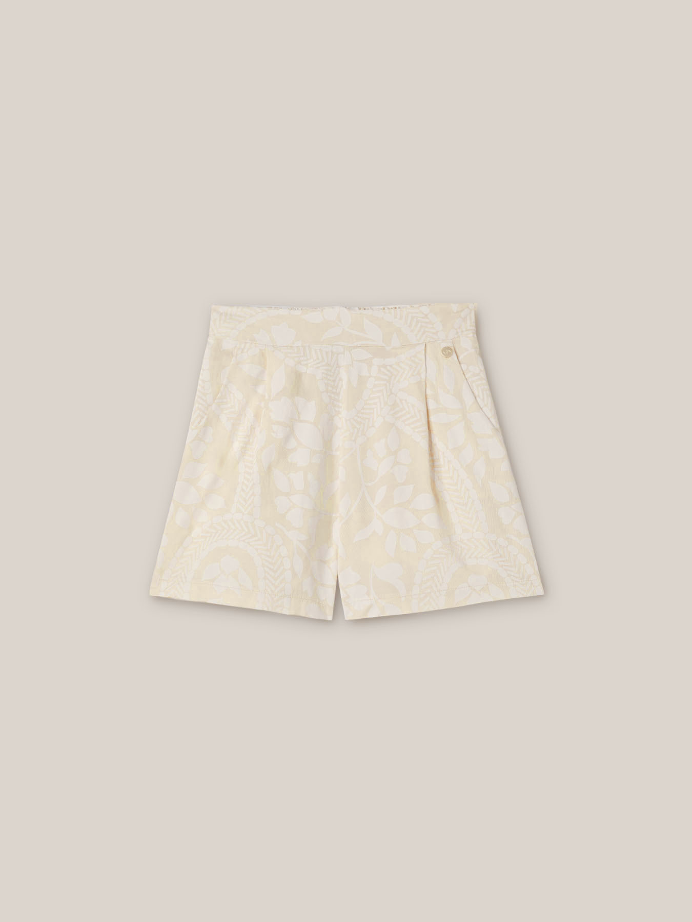 Shorts de viscosa y lino con estampado &eacute;tnico image number 3