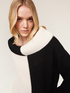 Two-tone sweater with scoop neck image number 3