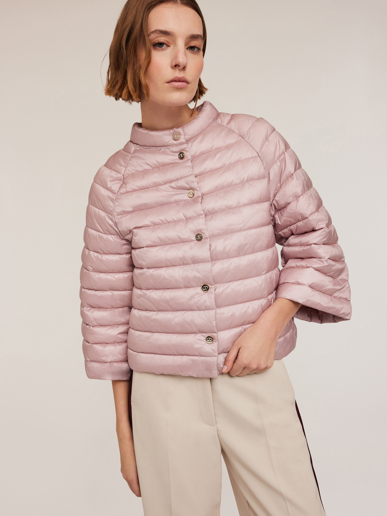 Glossy nylon padded cape image number 2