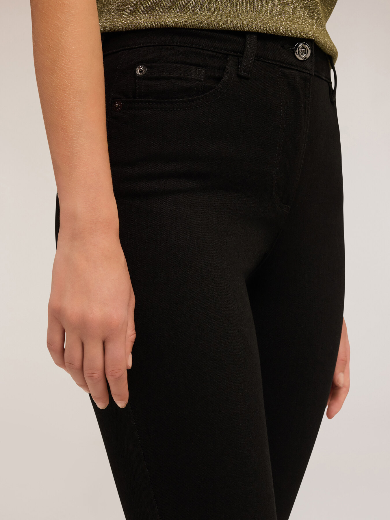 Blugi skinny cu spălare neagră image number 2