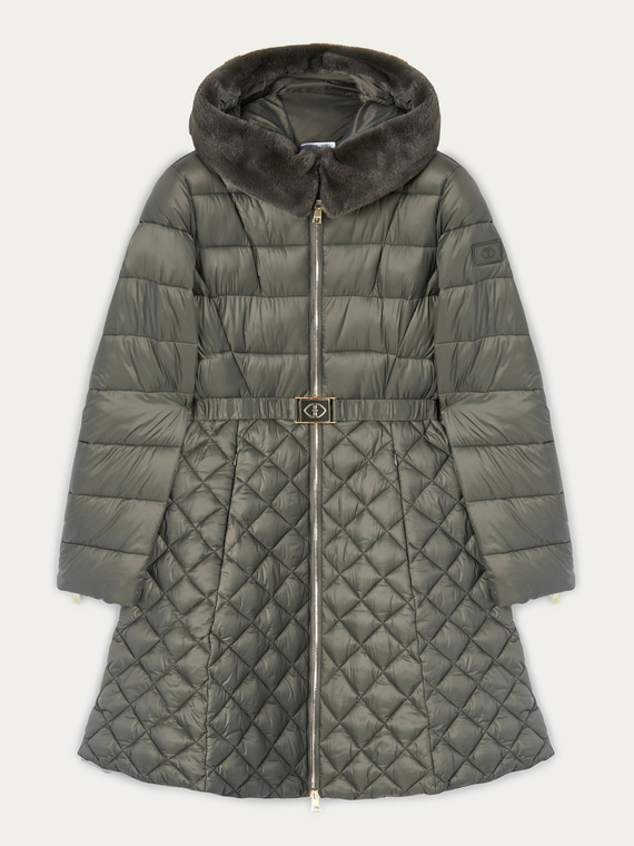 Long fitted down jacket with diamond pattern
