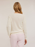 Pullover scollo a v in cotone image number 1