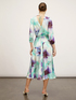 Midi-Kleid aus Satin mit abstraktem Muster image number 1