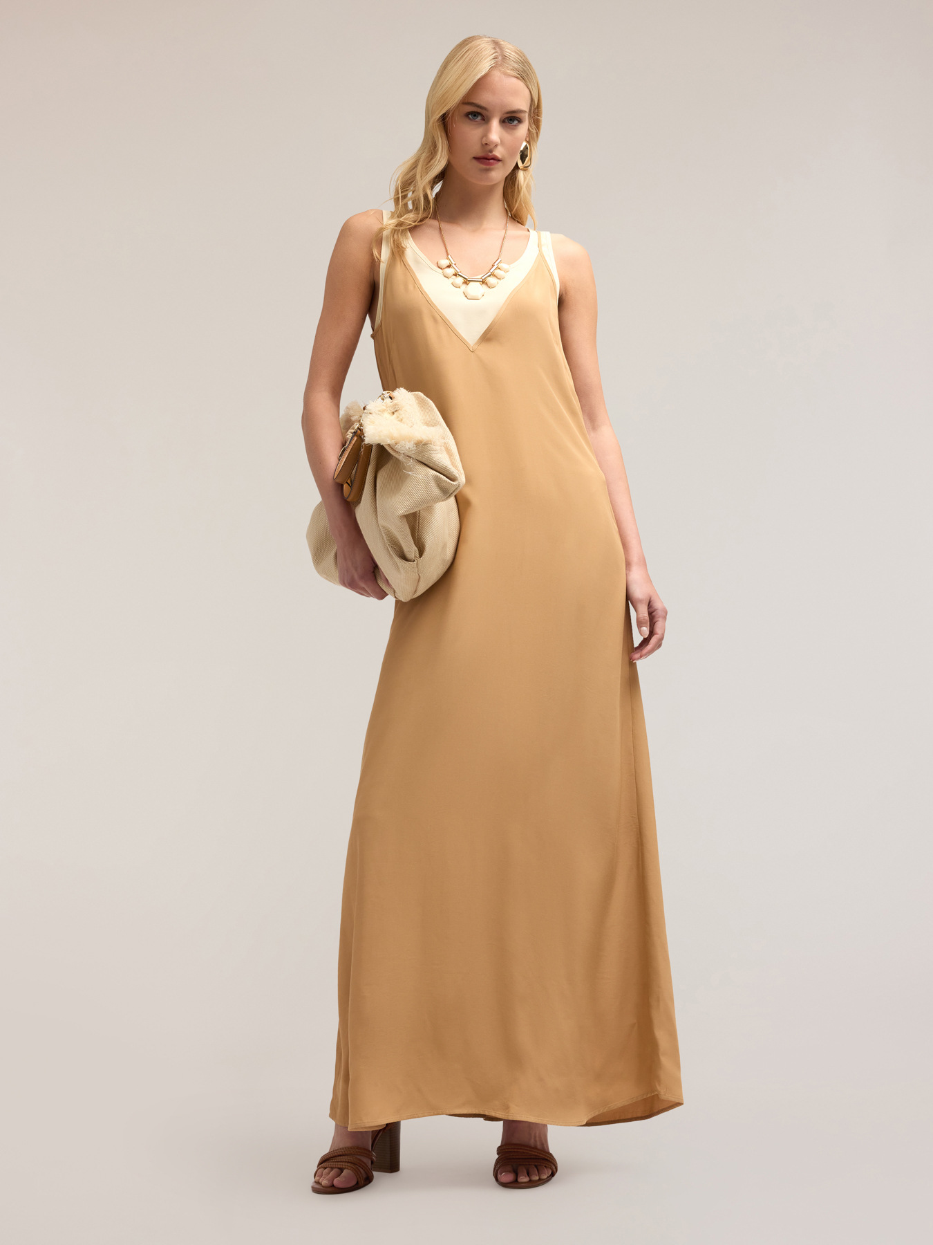 Doppellagiges langes Kleid aus Viskose image number 0