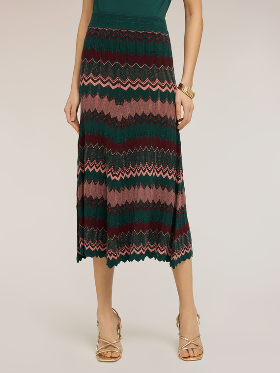 Jupe en tricot motif chevron