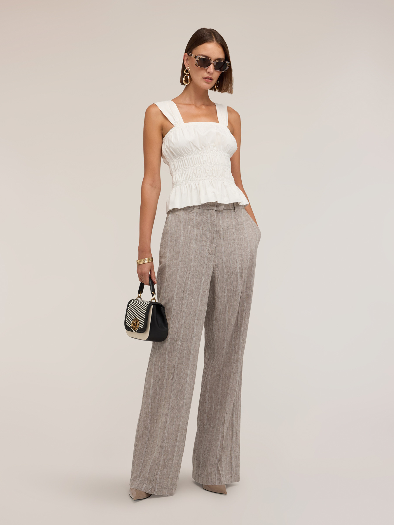 Pantaloni palazzo in misto lino con piega stirata image number 2
