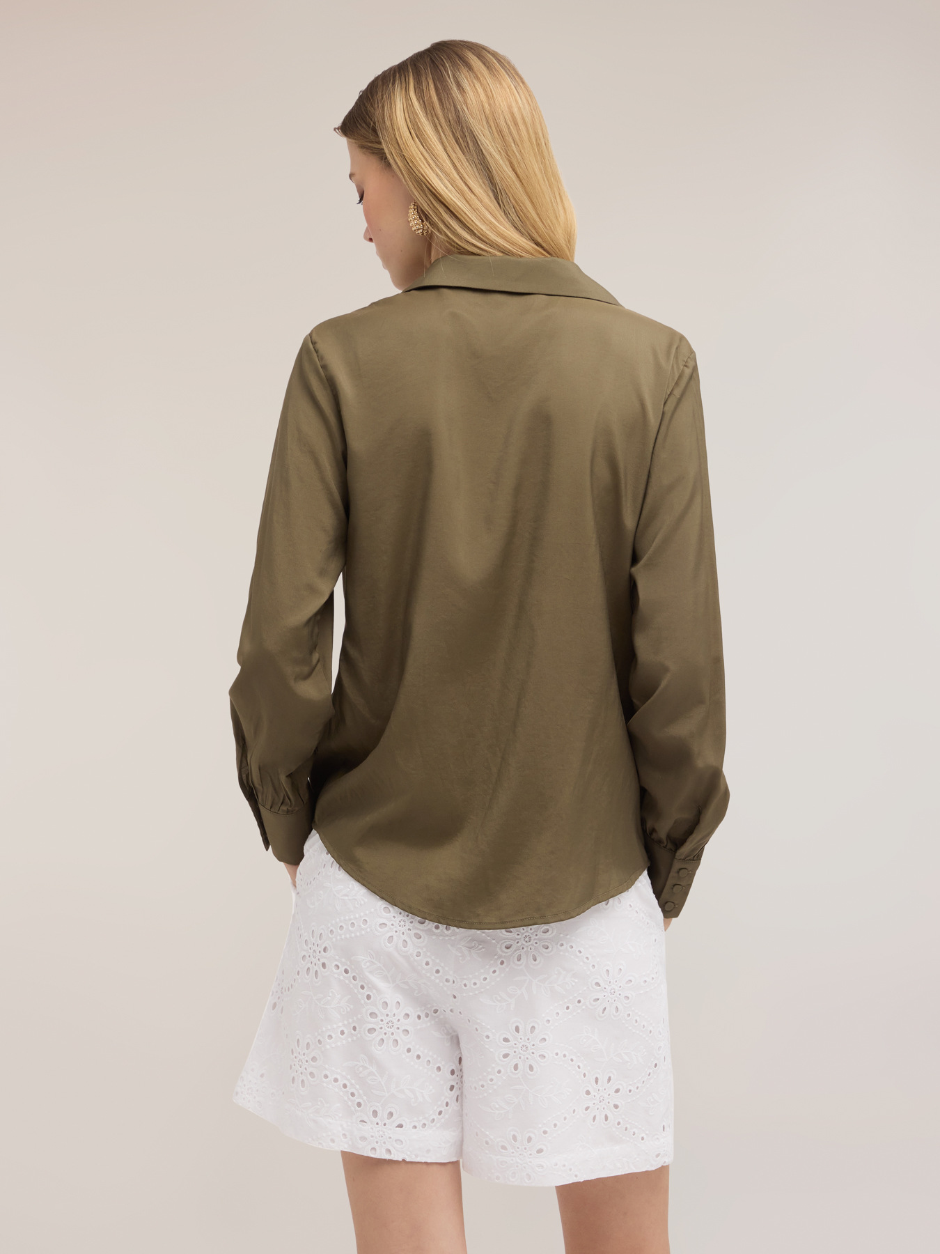 Blouse with satin collar image number 2