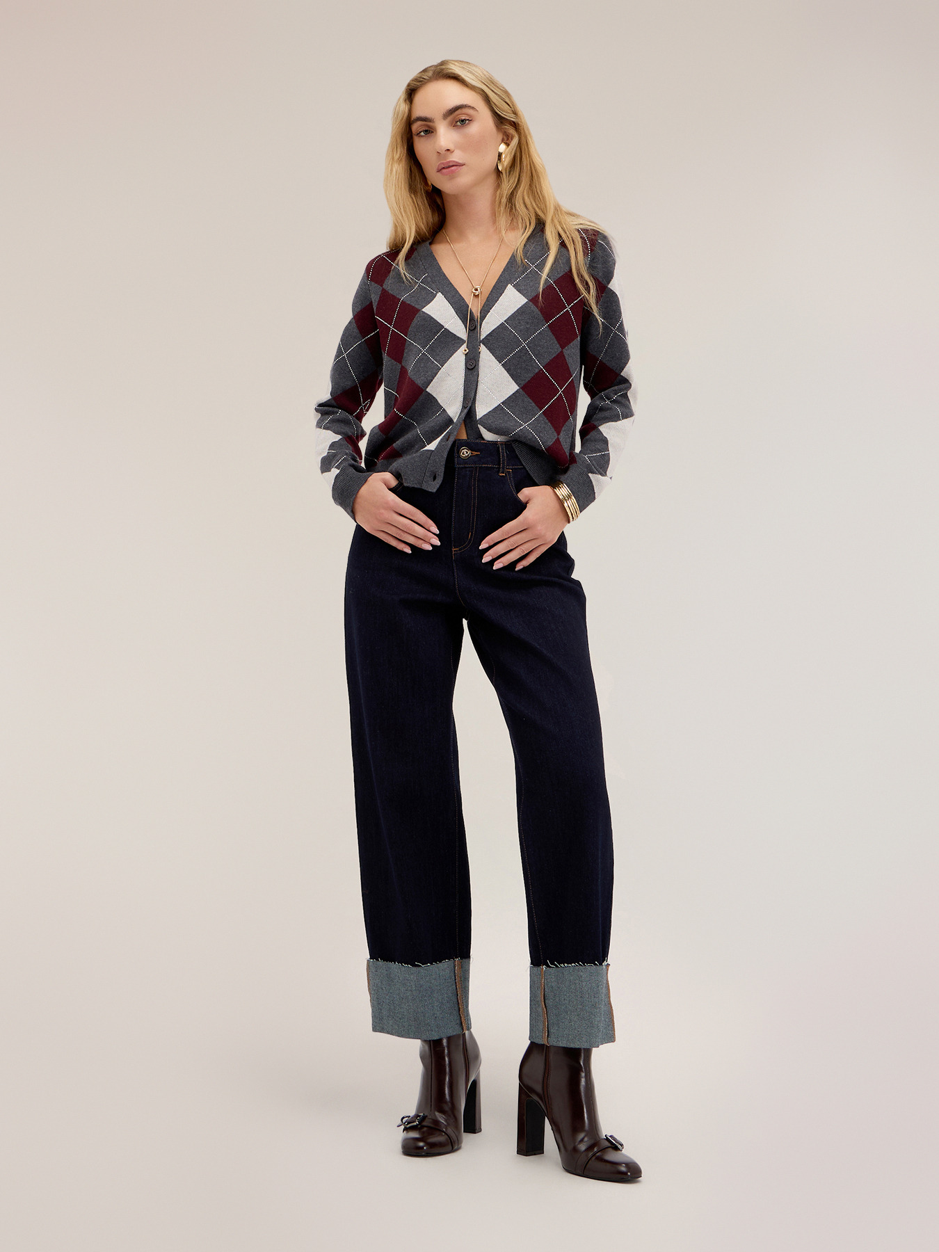 High-waisted cropped jeans with cuff image number 0