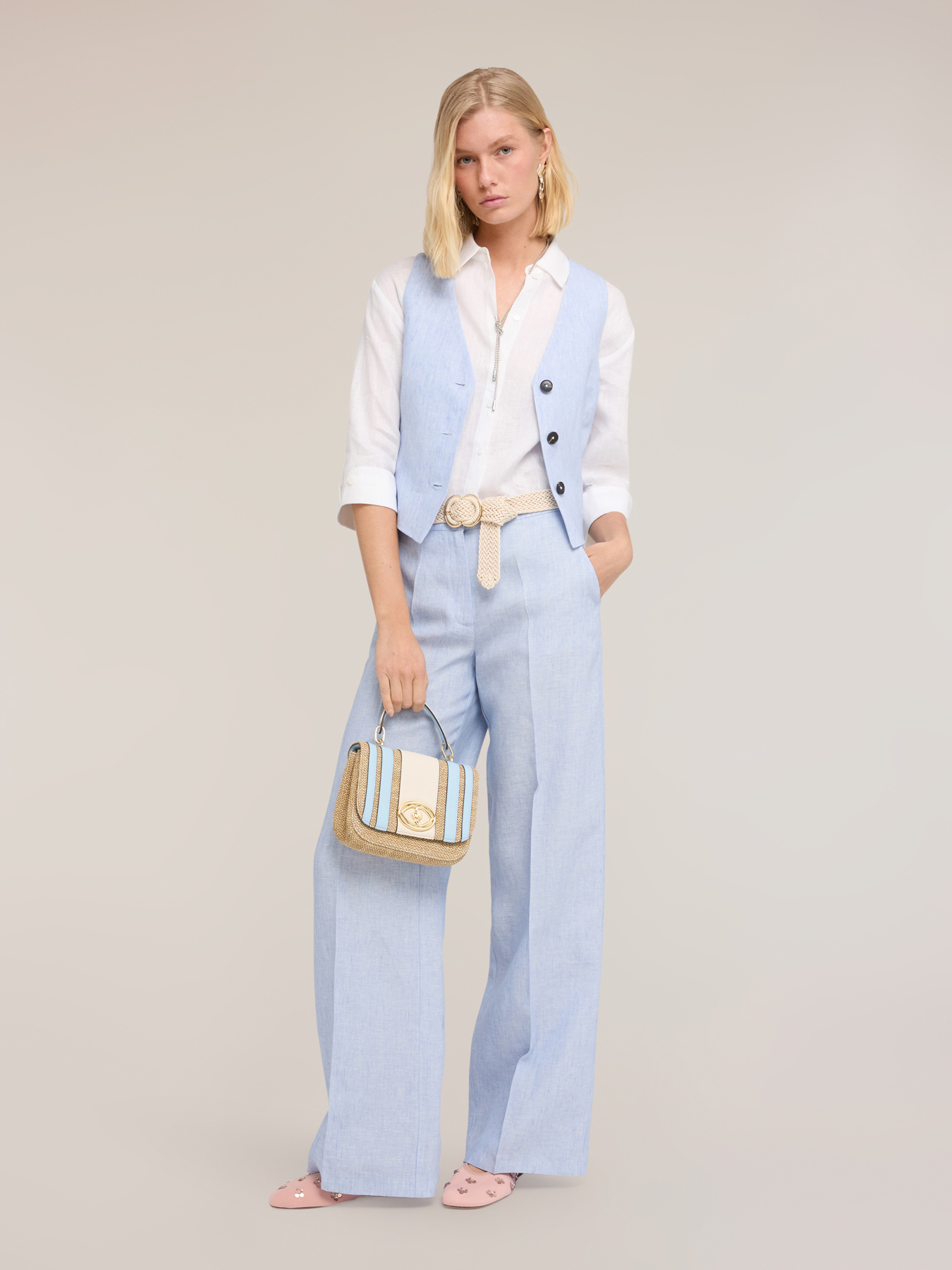 Tailored linen vest image number 2