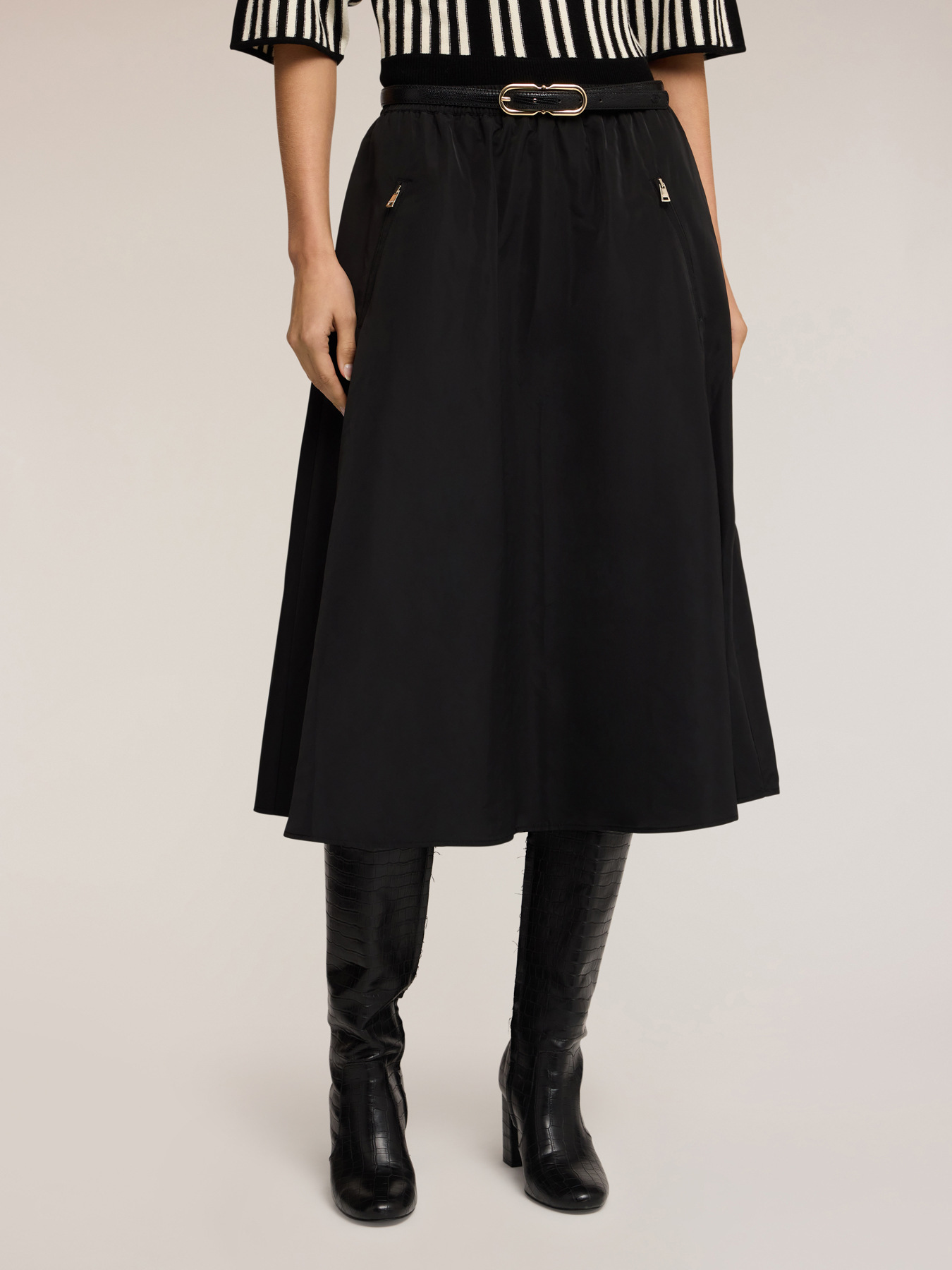 Gonna svasata in taffet&agrave; image number 2