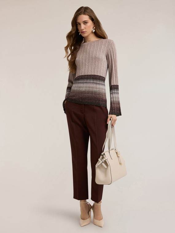 Pantaloni regular cu pliu călcat