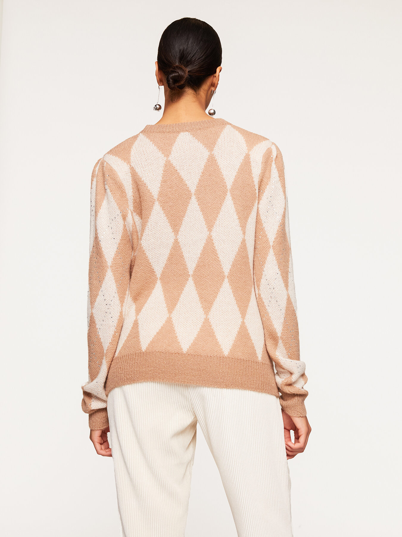 Diamond pattern wool blend sweater image number 1