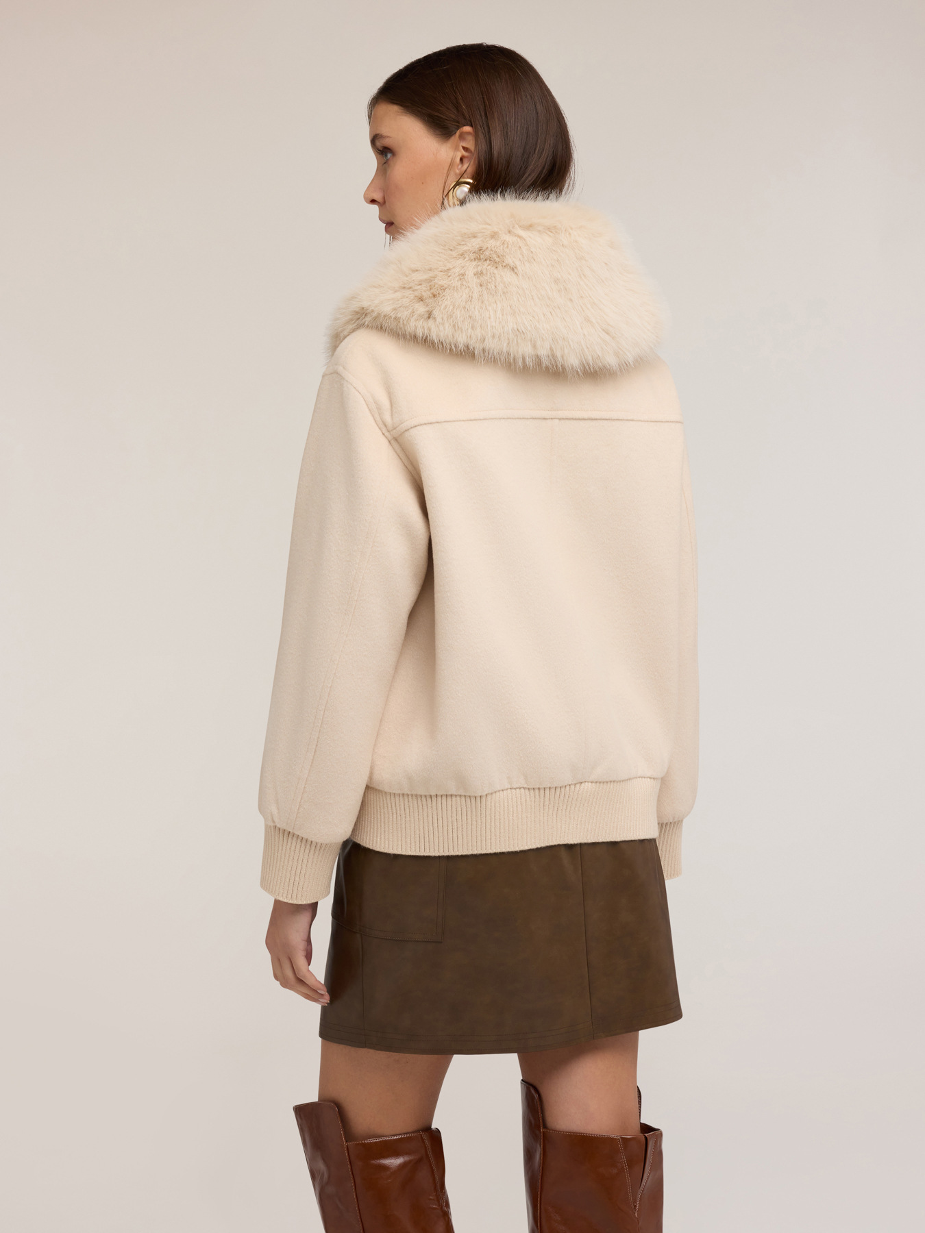 Mixed wool cloth coat with high collar image number 1