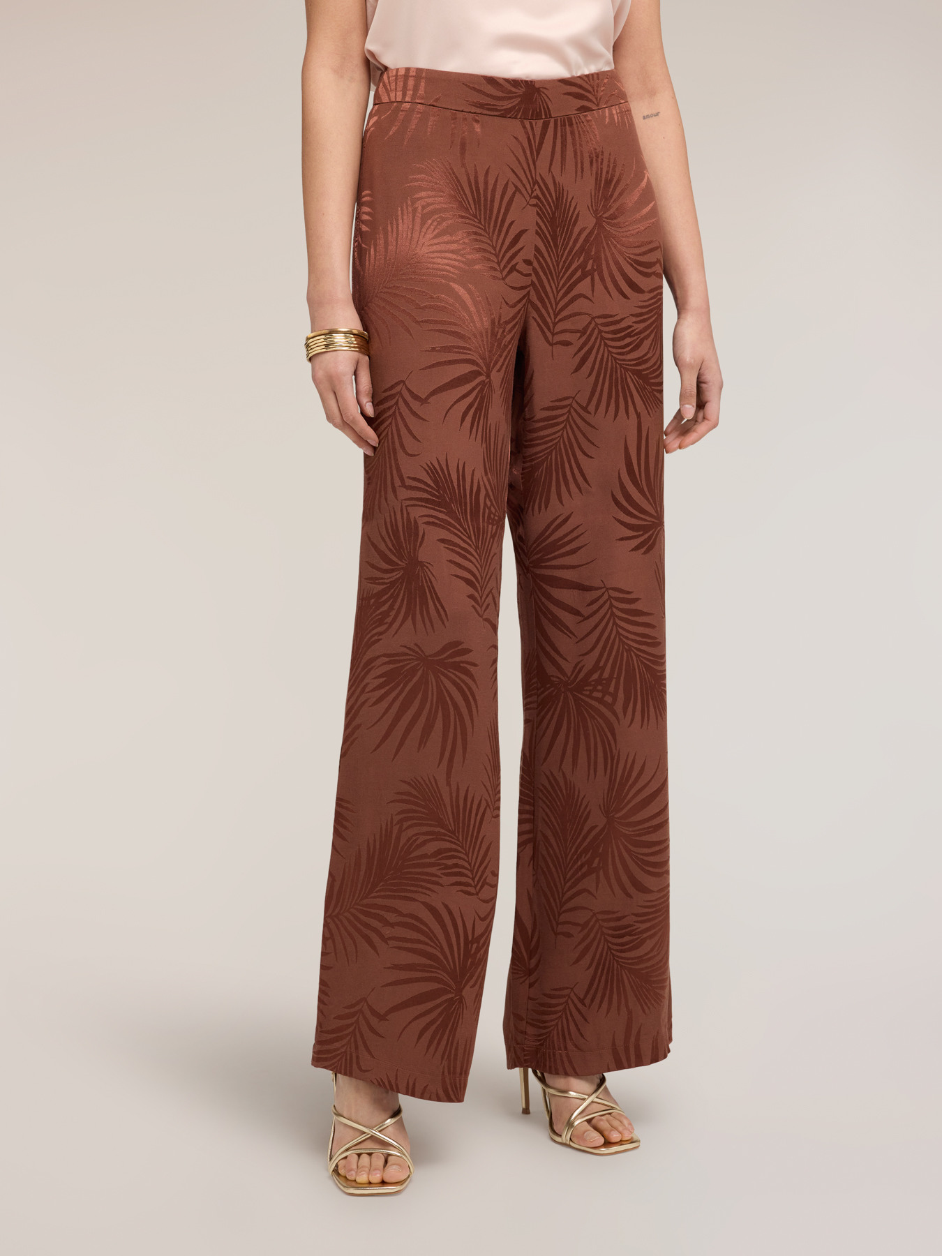 Pantalon palazzo en satin jacquard image number 1